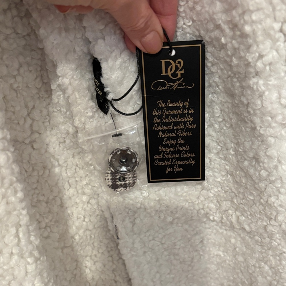 NWT DG2 by Diane Gilman Brown and Cream Faux Suede/Sherpa Reversible Coat XL - Picture 7 of 16